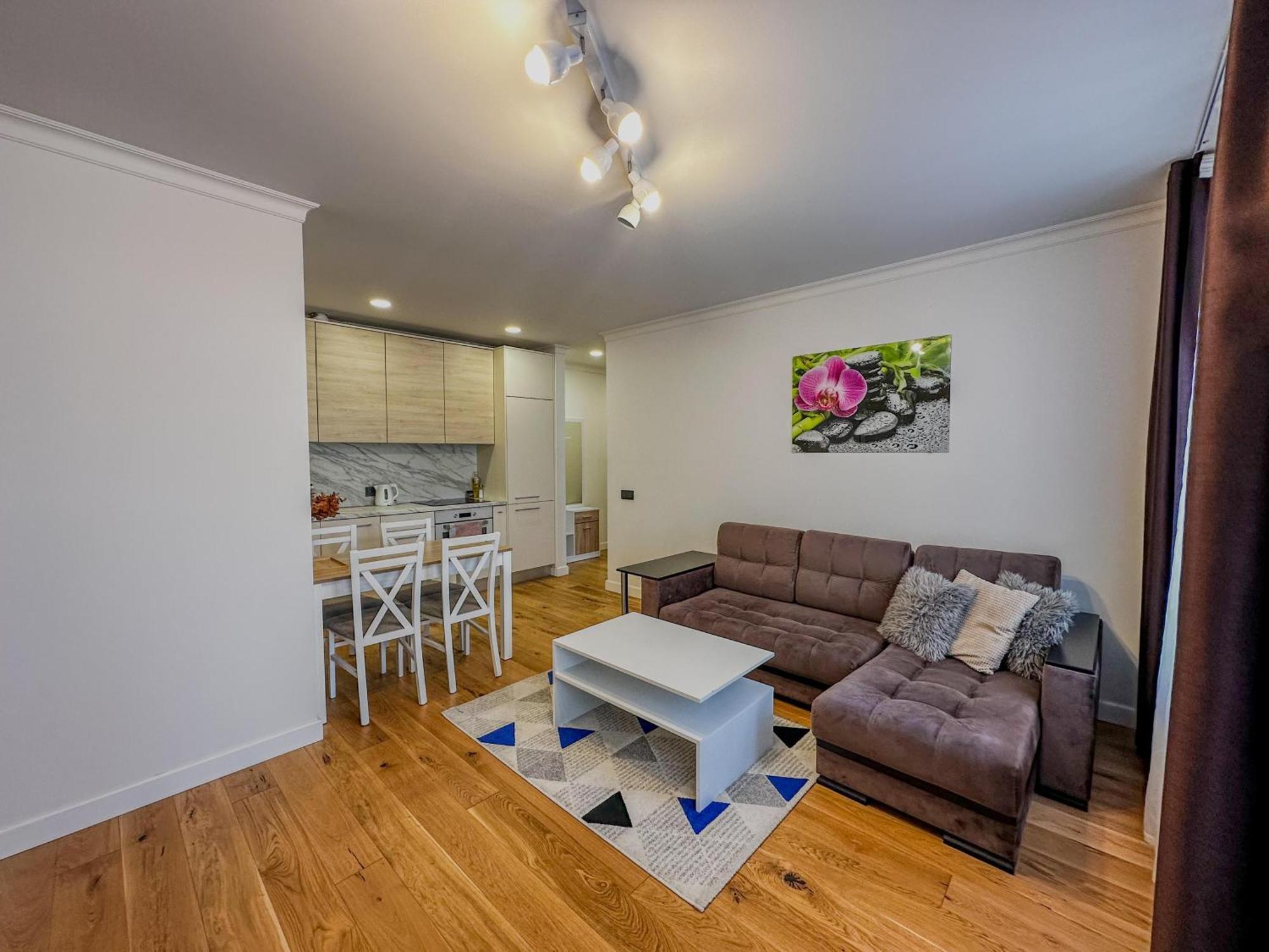 One Bedroom Promenade Apartment Riga Exterior photo